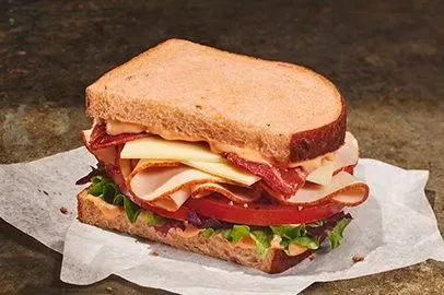 Half Bacon Turkey Bravo®